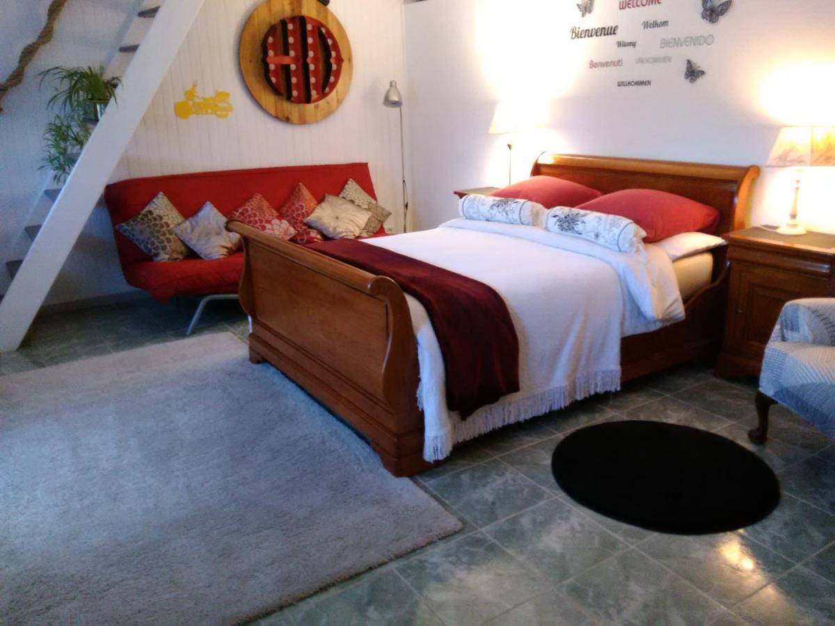 Four Chimneys Apartment Treffrin Ngoại thất bức ảnh